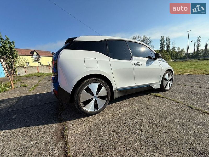Хэтчбек BMW I3 2015 в Ладыжине