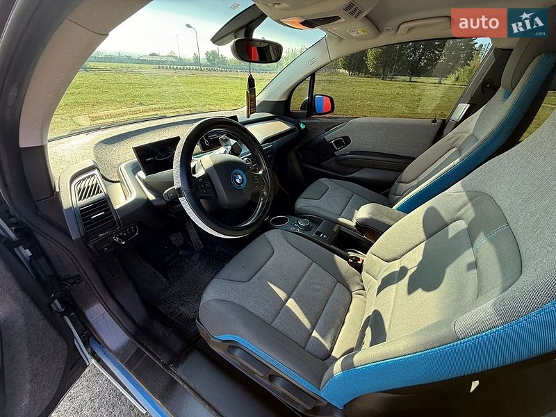 Хэтчбек BMW I3 2015 в Ладыжине
