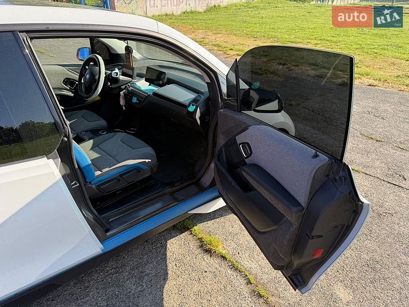 Хэтчбек BMW I3 2015 в Ладыжине