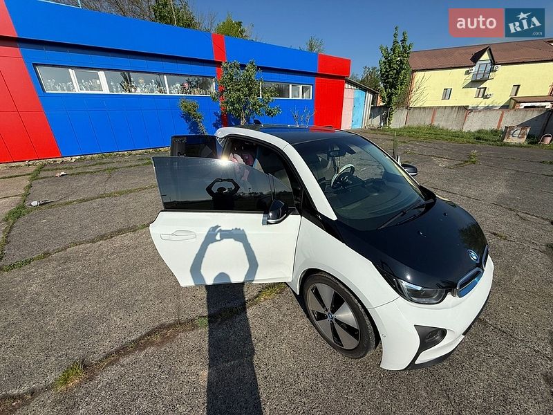 Хэтчбек BMW I3 2015 в Ладыжине