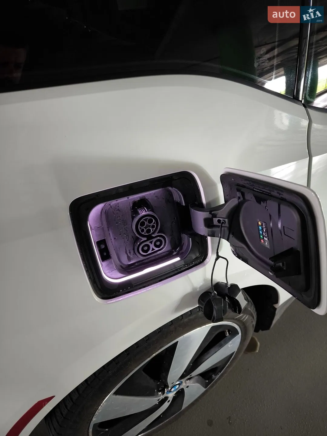 2015 BMW i3 - мініатюра 14