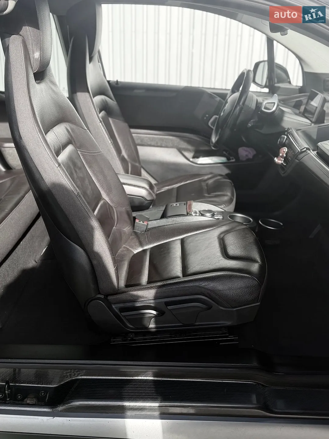 2017 BMW i3 - мініатюра 31