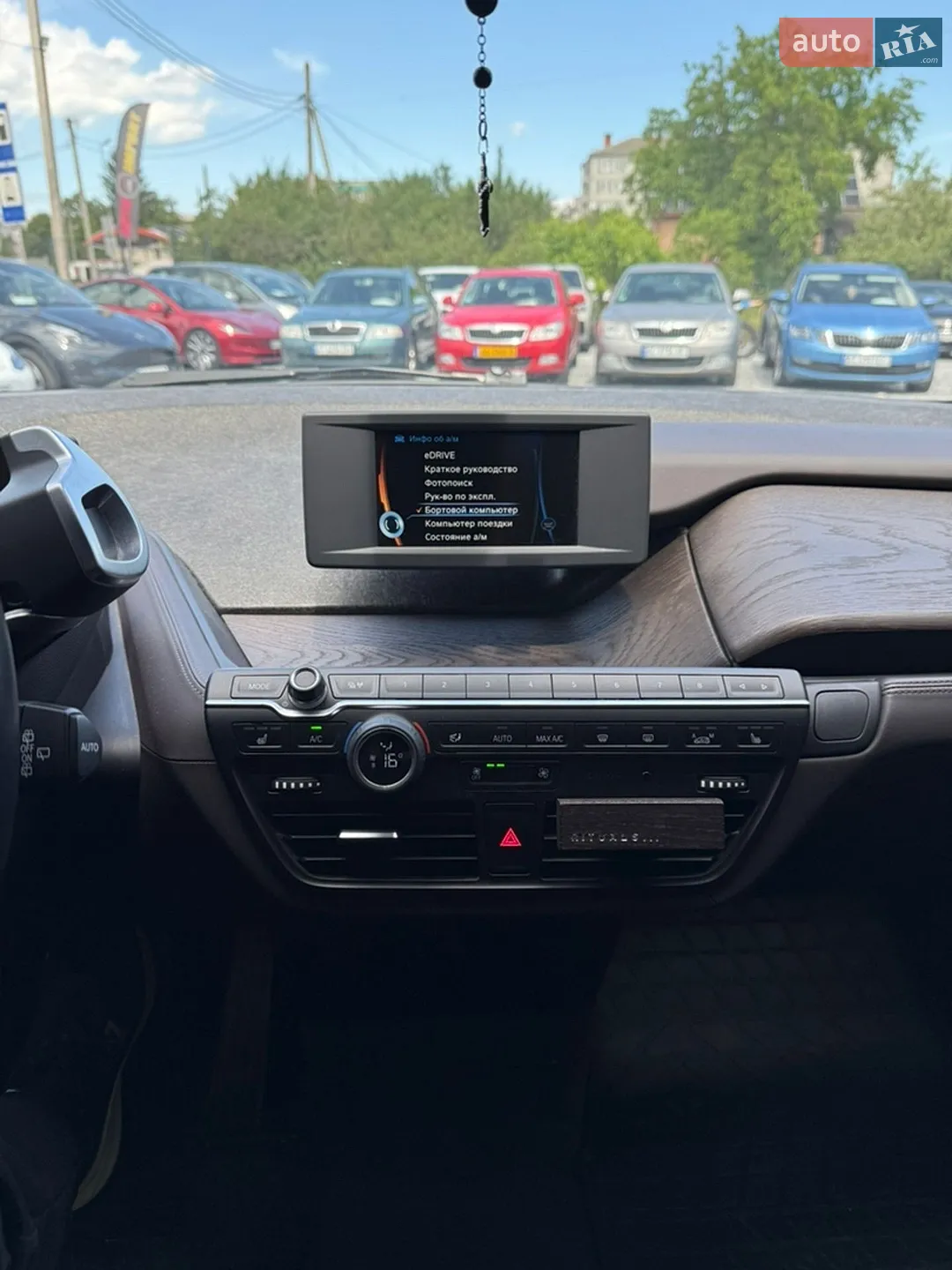 2016 BMW i3 - мініатюра 24