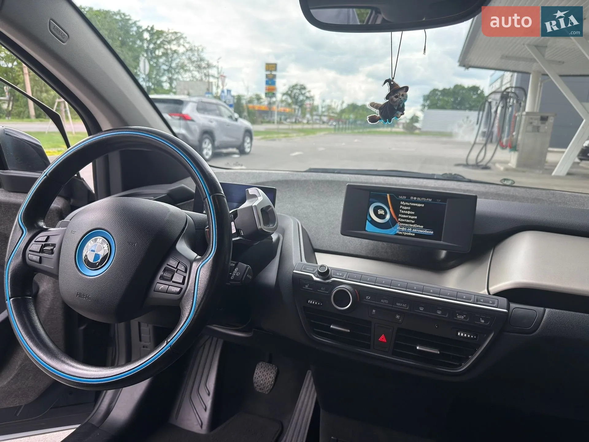 2016 BMW i3 - мініатюра 18