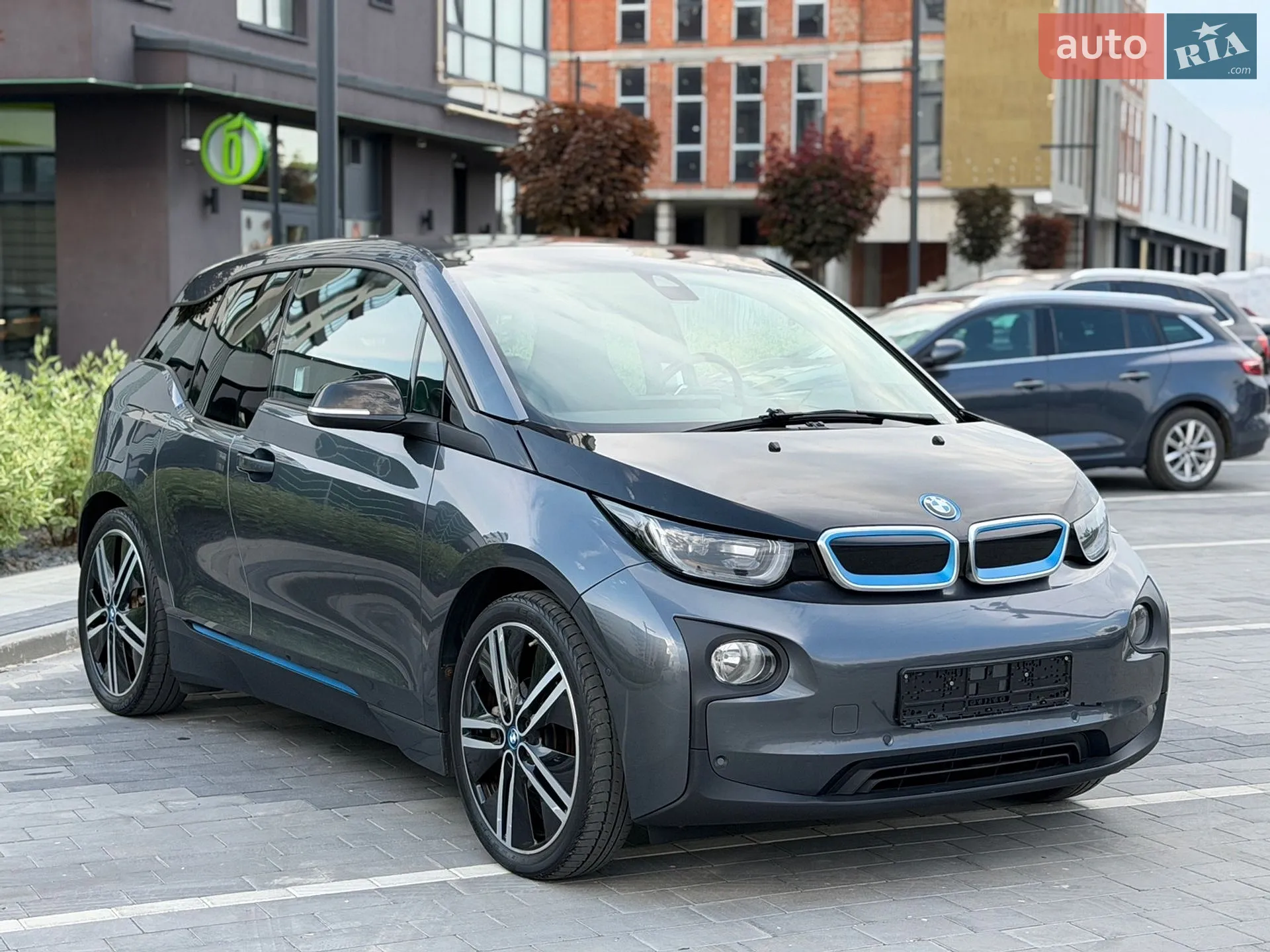 2016 BMW i3 - мініатюра 3