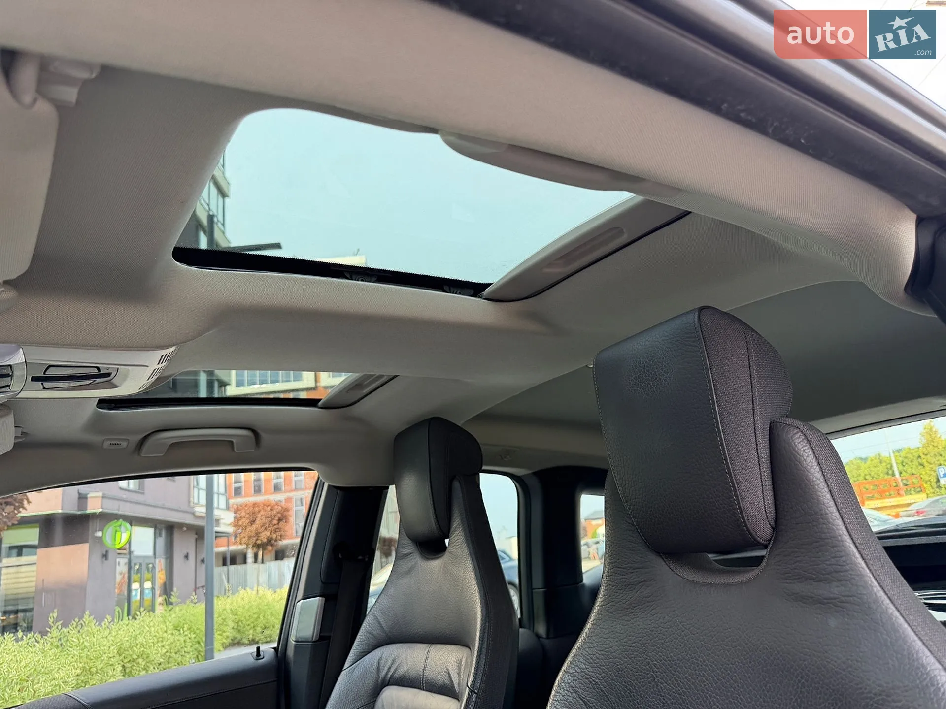 2016 BMW i3 - мініатюра 10