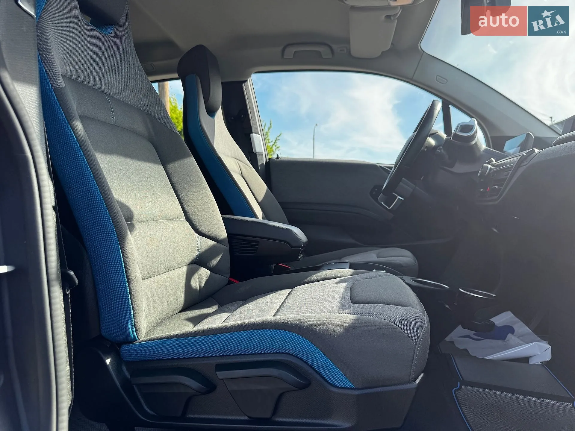 2016 BMW i3 - мініатюра 17