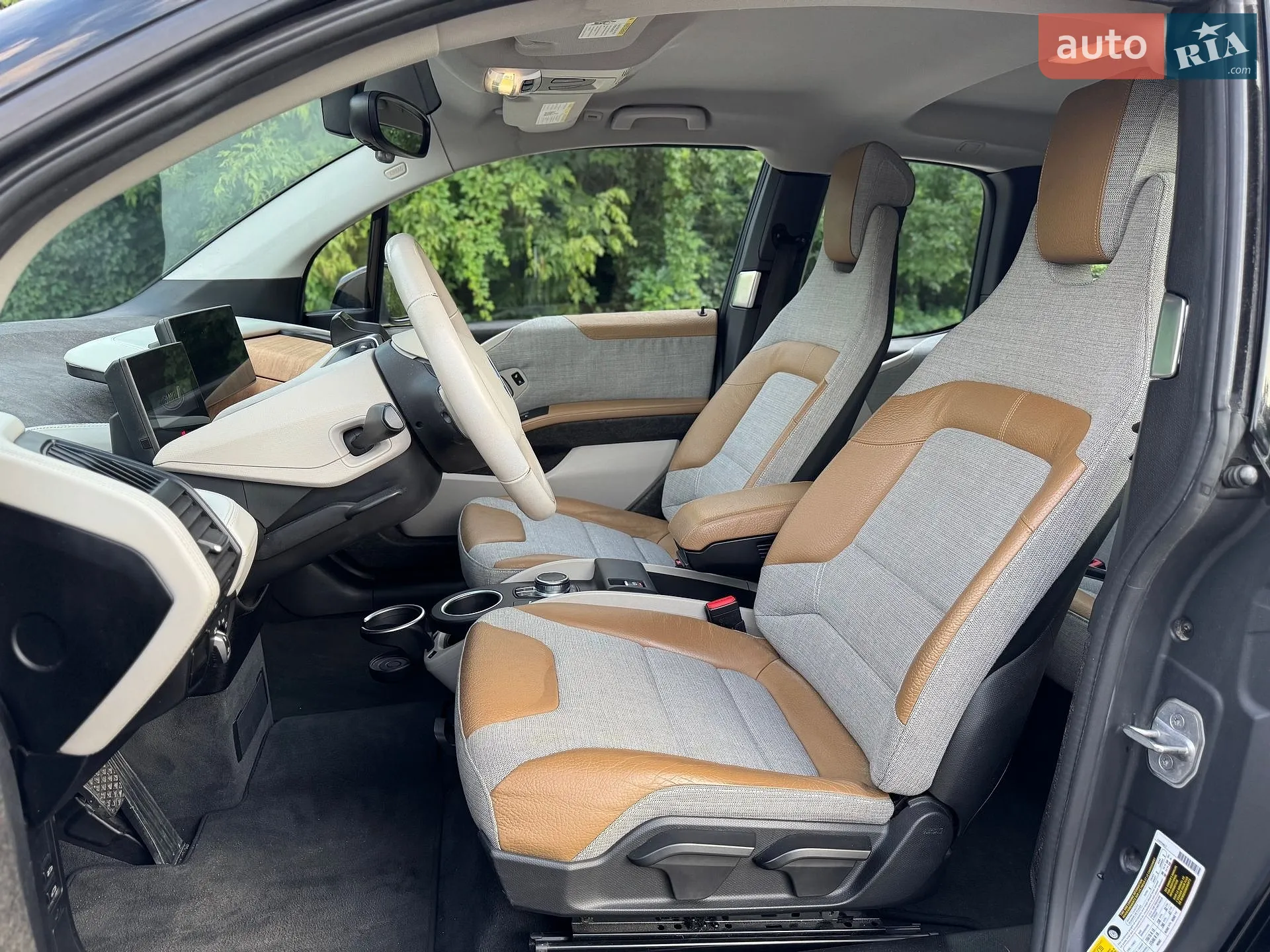 2017 BMW i3 - мініатюра 11