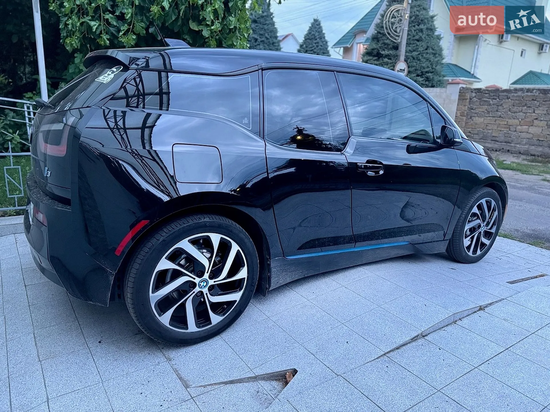 2016 BMW i3 - мініатюра 2