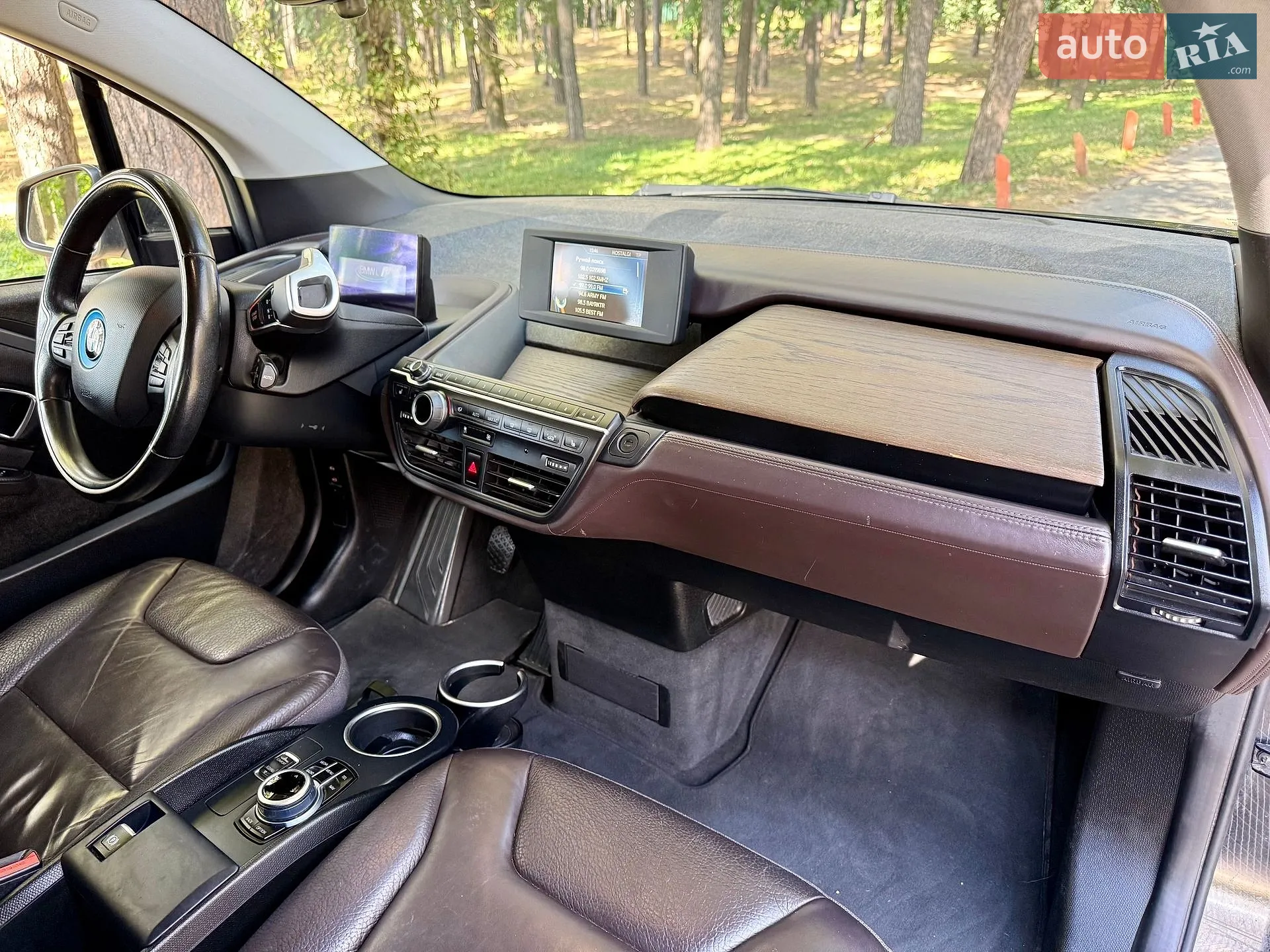 2017 BMW i3 - мініатюра 17