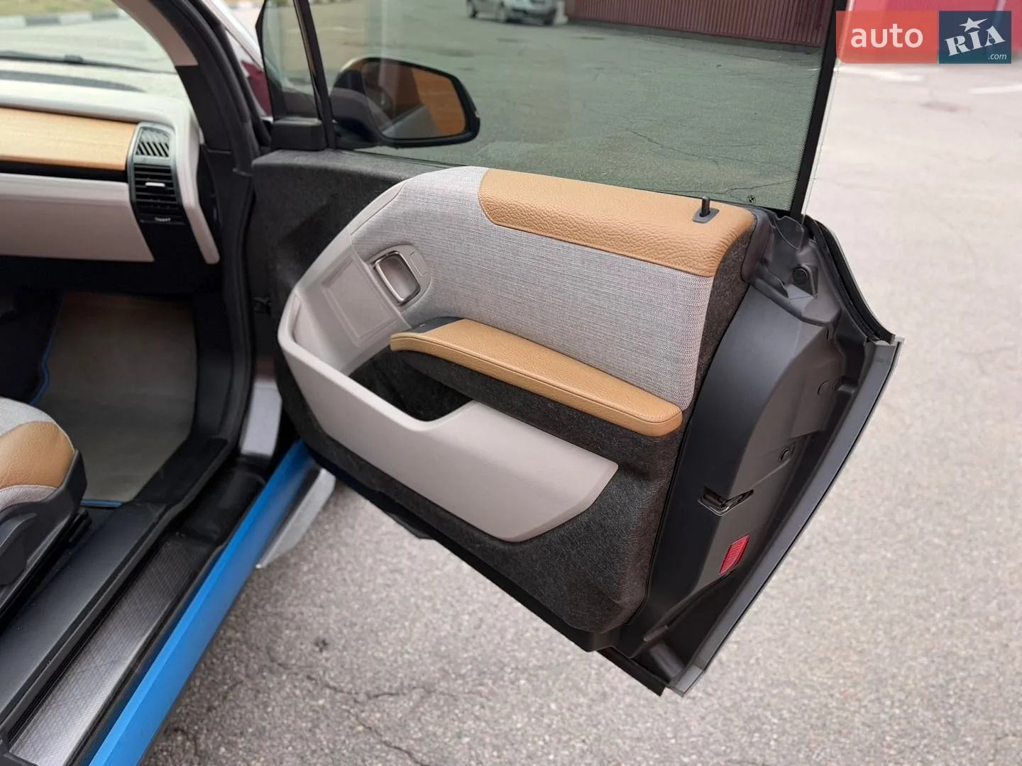 2017 BMW i3 - мініатюра 16