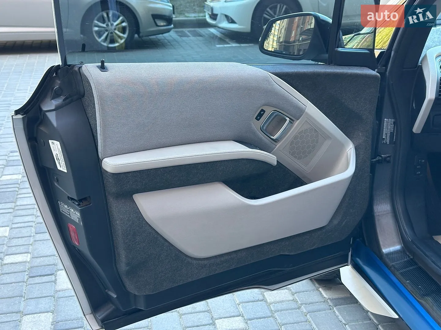 2015 BMW i3 - мініатюра 16