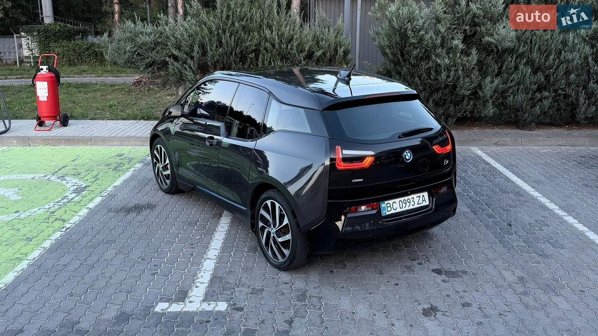 2015 BMW i3 - мініатюра 14