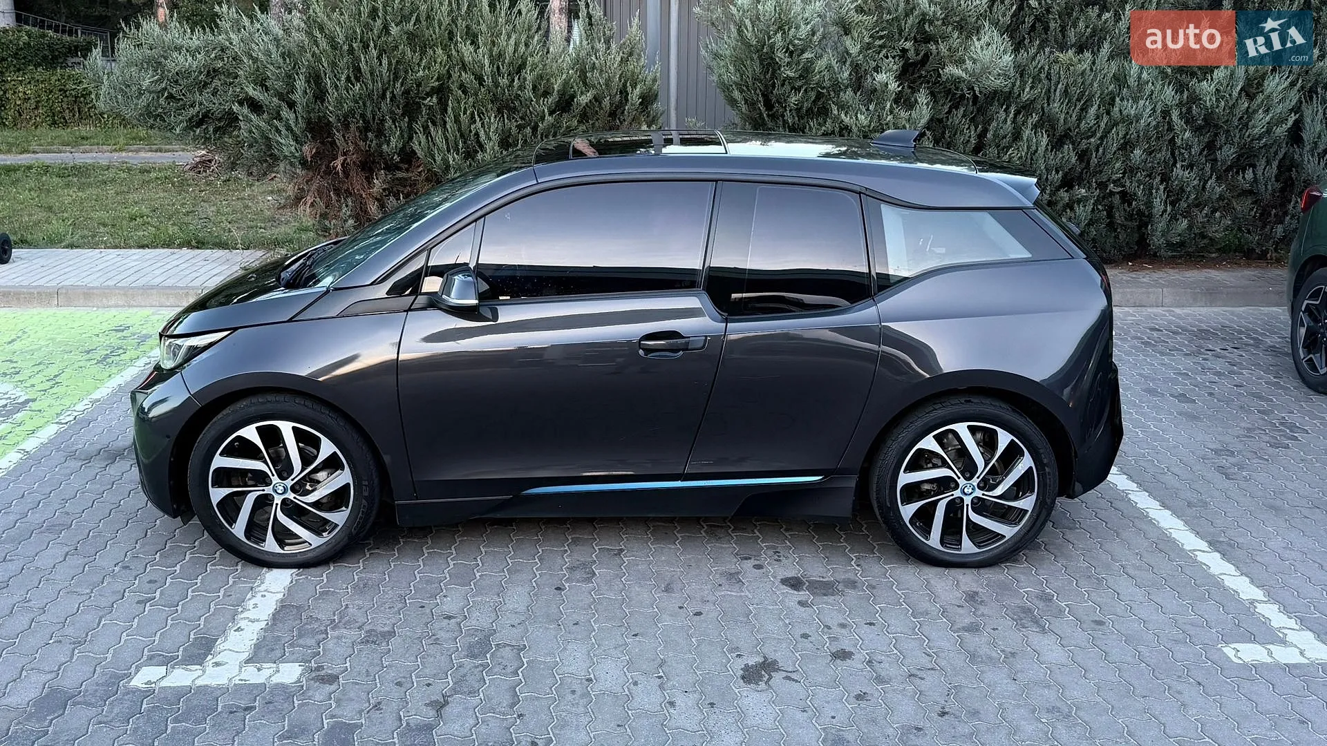 2015 BMW i3 - мініатюра 16