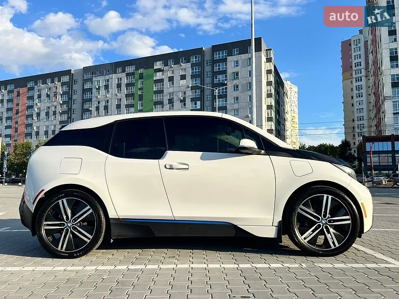 BMW I3