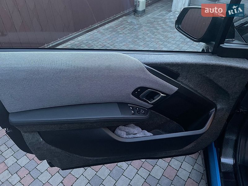 Хэтчбек BMW i3S 2022 в Киеве