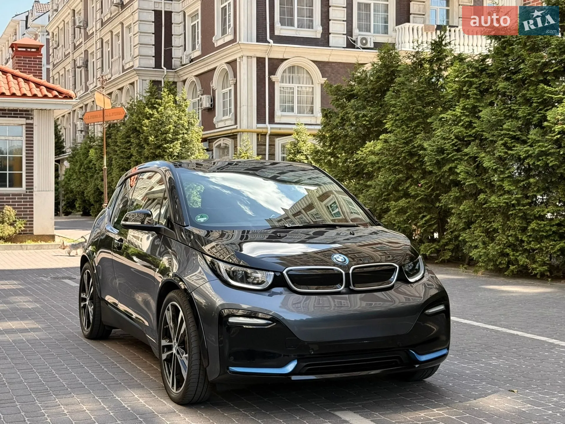 2022 BMW i3 - мініатюра 3