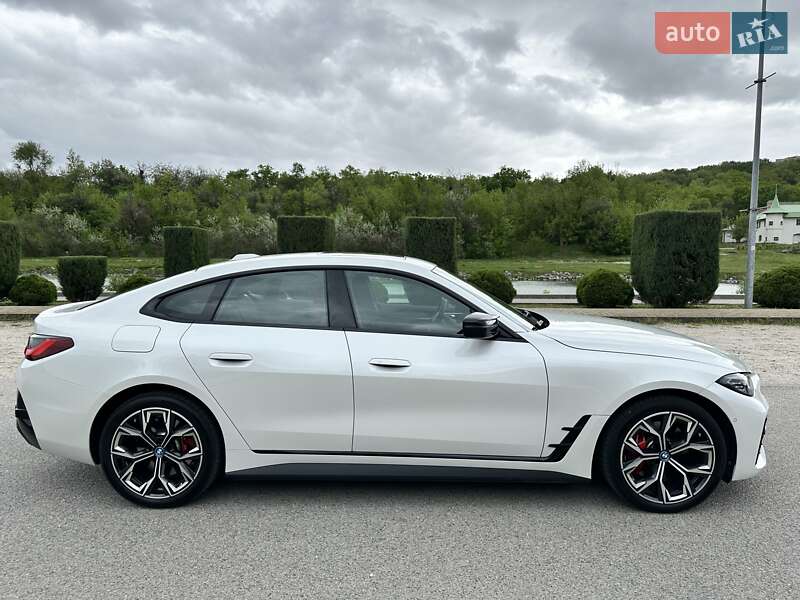 Купе BMW i4 2022 в Дніпрі
