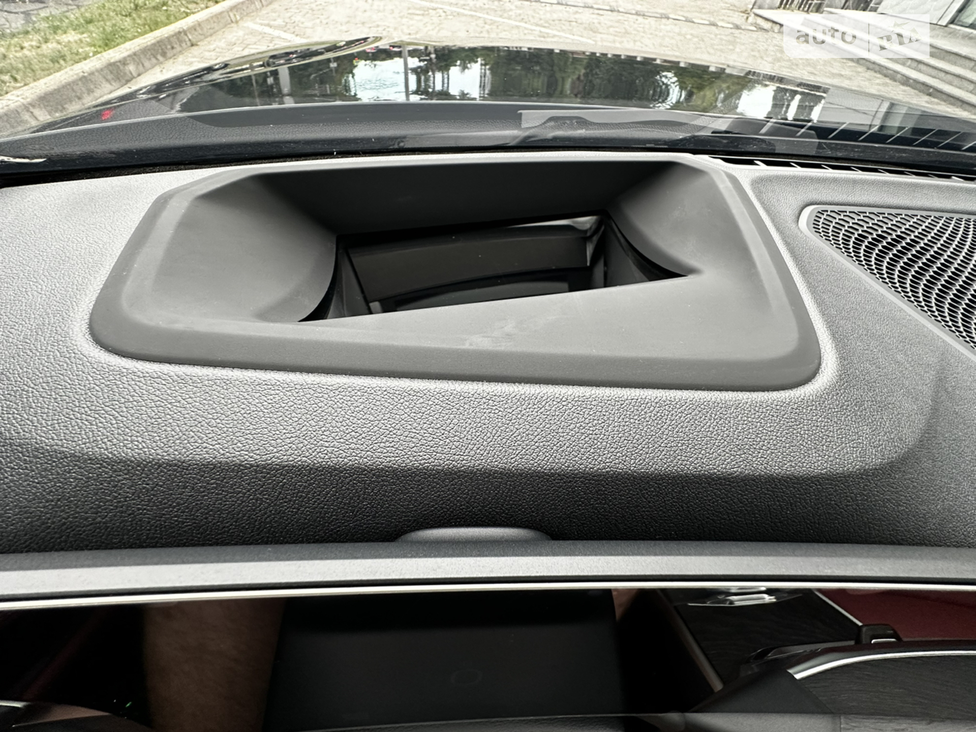 2023 BMW i4 - мініатюра 20