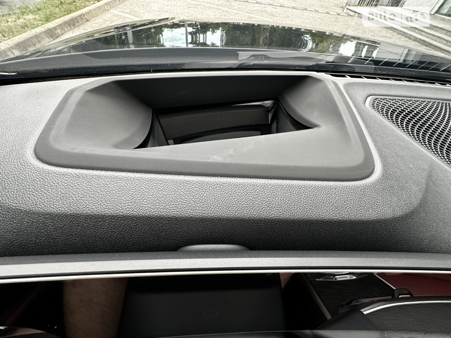 2023 BMW i4 - мініатюра 16