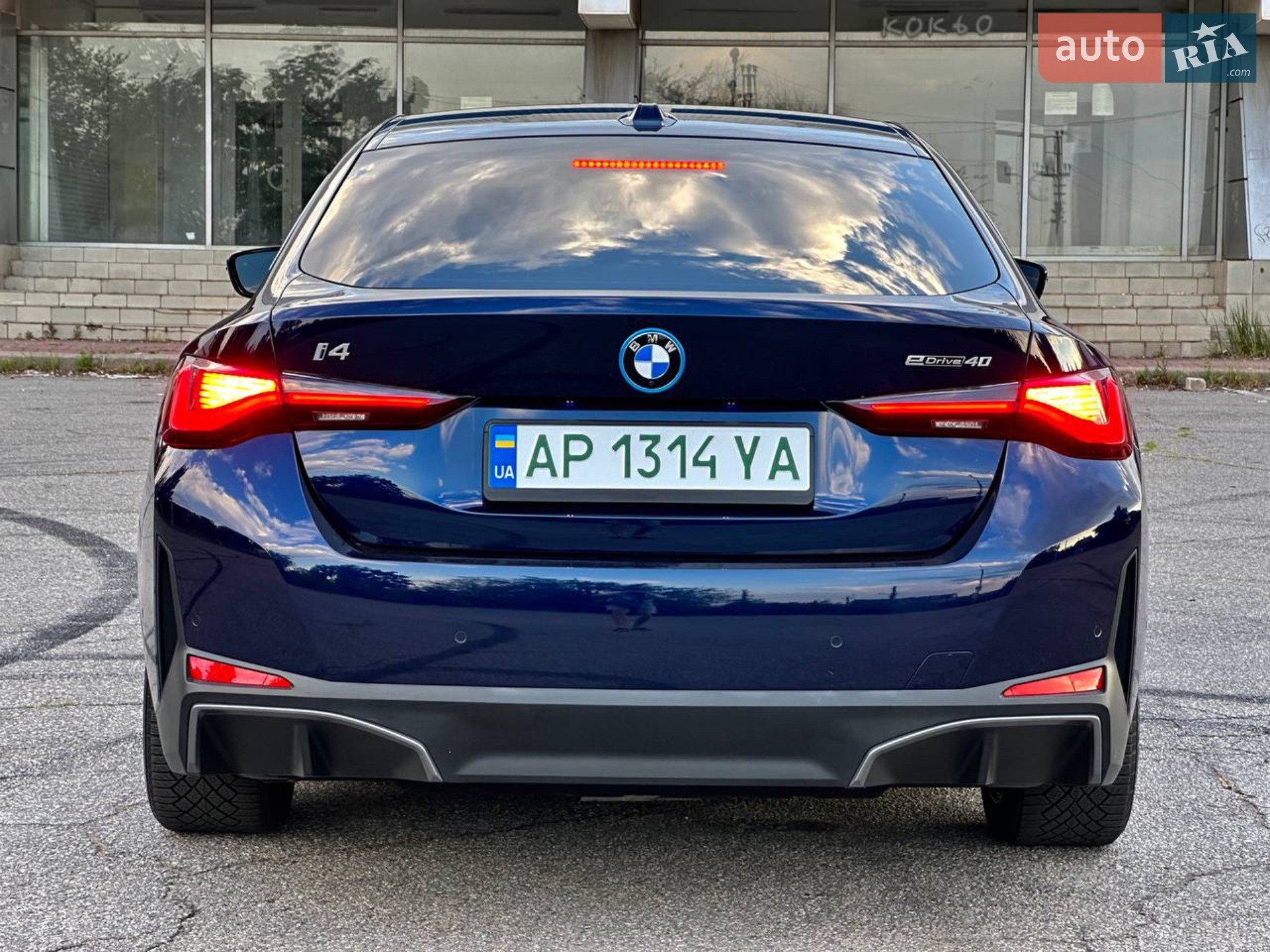 2022 BMW i4 - мініатюра 7