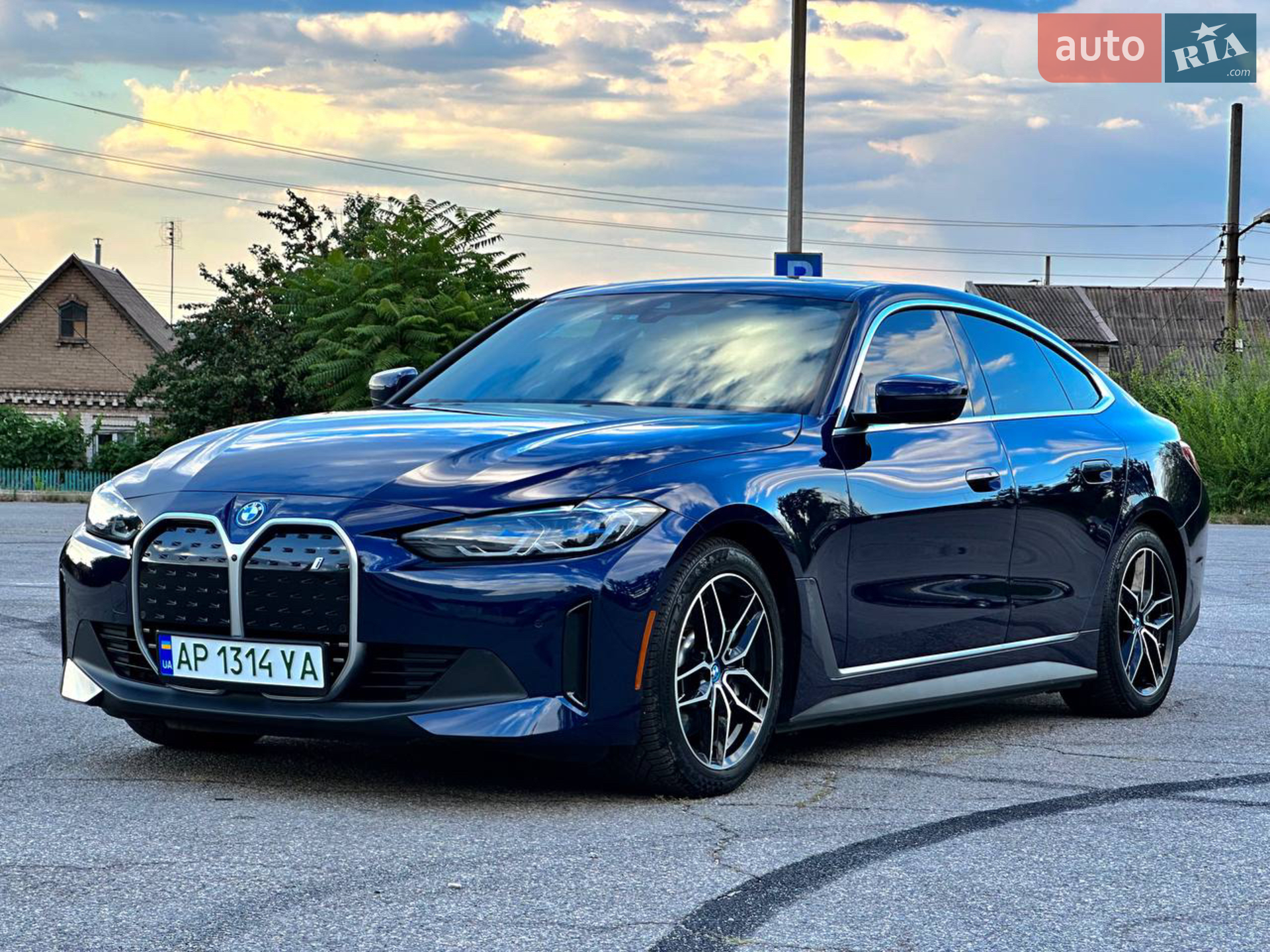 2022 BMW i4 - фото 1