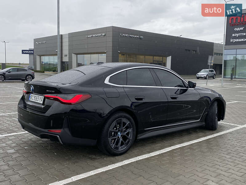 Купе BMW i4 2023 в Львове