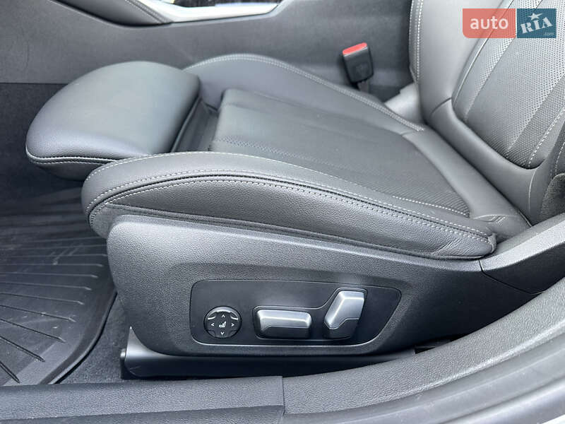 Купе BMW i4 2023 в Киеве