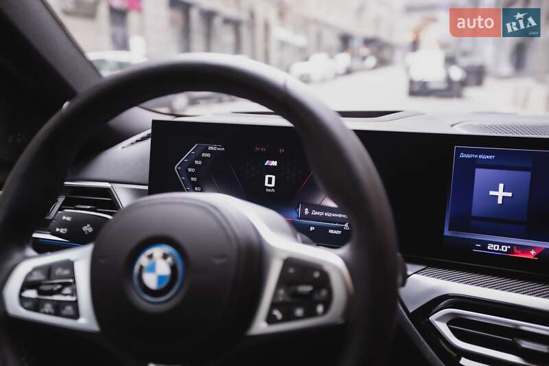 Купе BMW i4 2023 в Києві