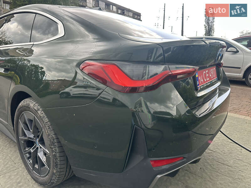 Купе BMW i4 2024 в Львове