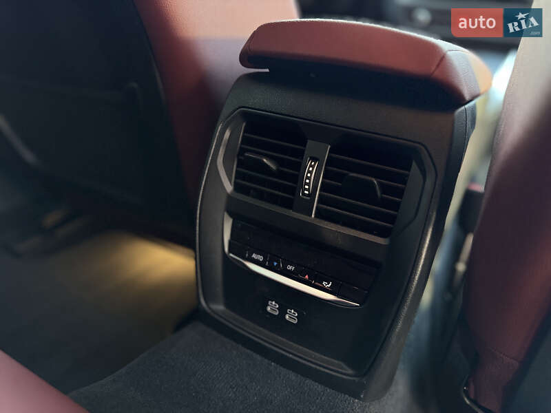 Купе BMW i4 2024 в Києві