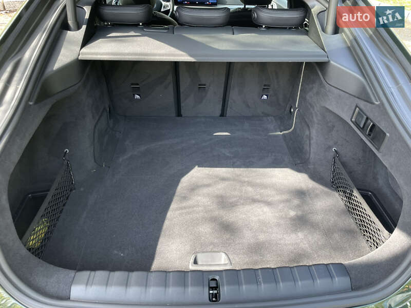 Купе BMW i4 2023 в Києві