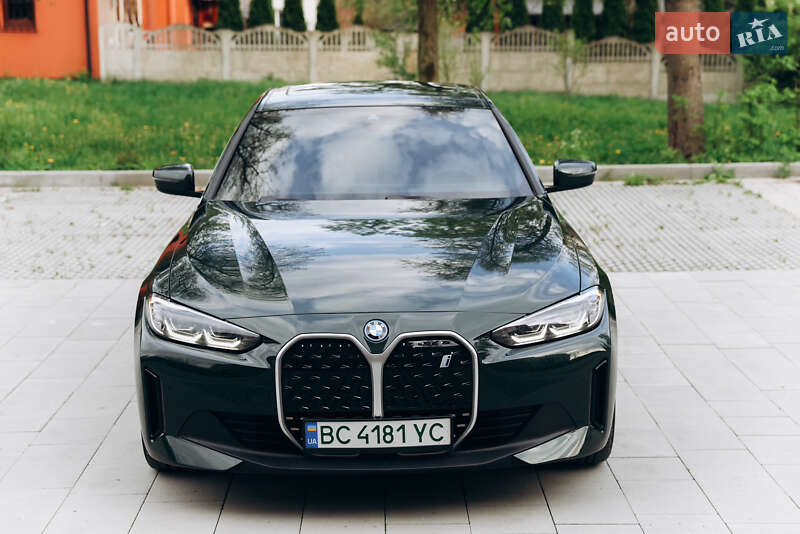 Купе BMW i4 2022 в 