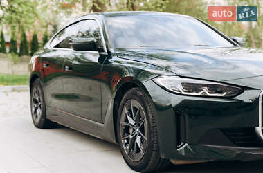Купе BMW i4 2022 в 