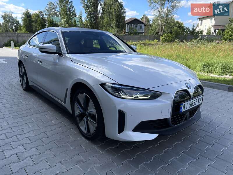Купе BMW i4 2022 в Киеве