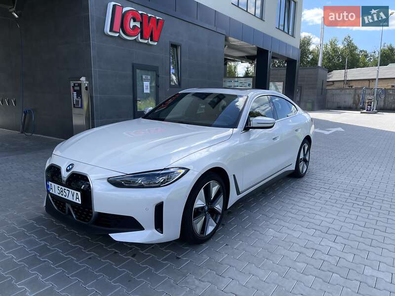 Купе BMW i4 2022 в Киеве