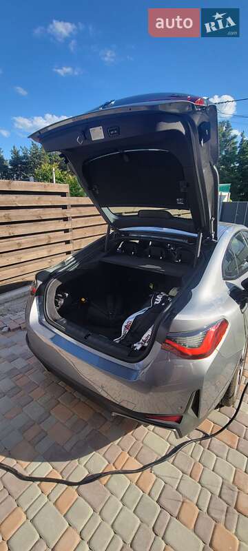 Купе BMW i4 2023 в Киеве фото 6 Купе BMW i4 2023 в Киеве