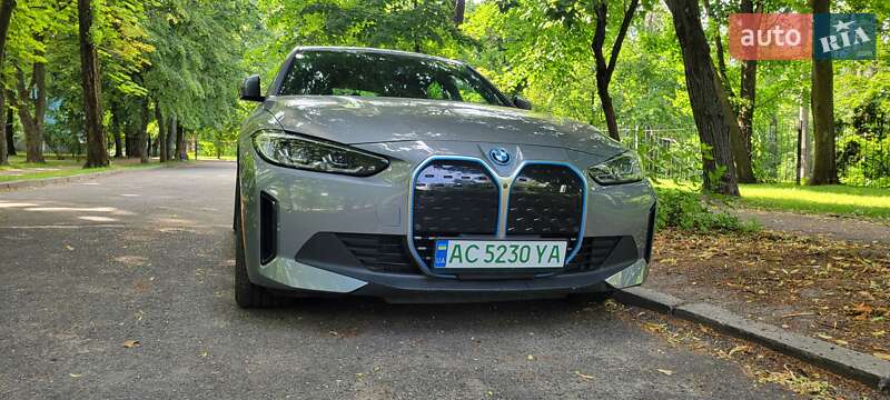 Купе BMW i4 2023 в Киеве фото 12 Купе BMW i4 2023 в Киеве
