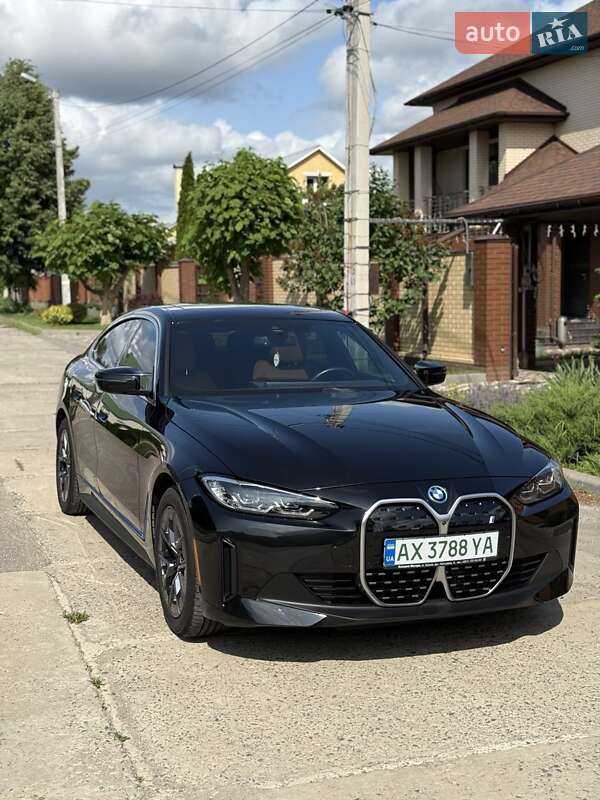BMW i4 2023