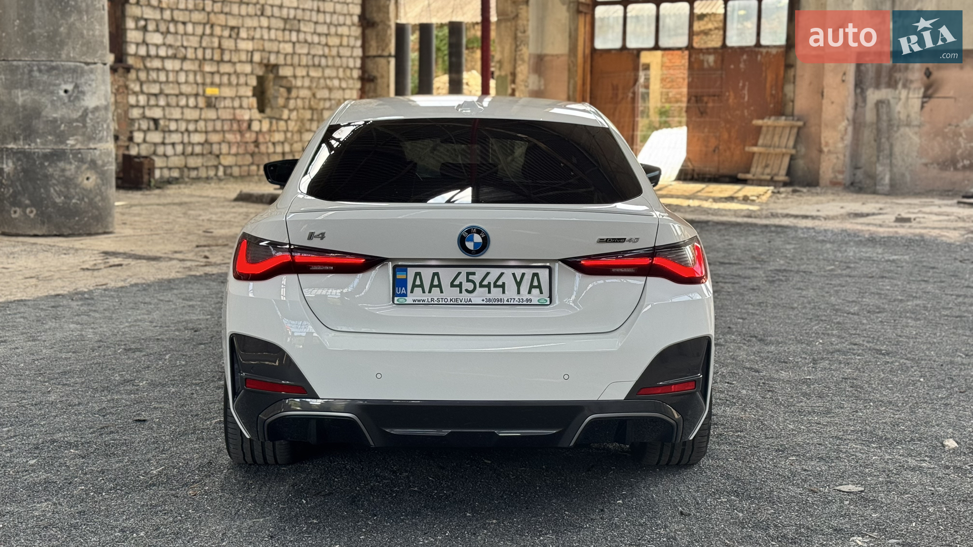 2022 BMW i4 - мініатюра 5