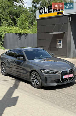 Купе BMW i4 2023 в Львове