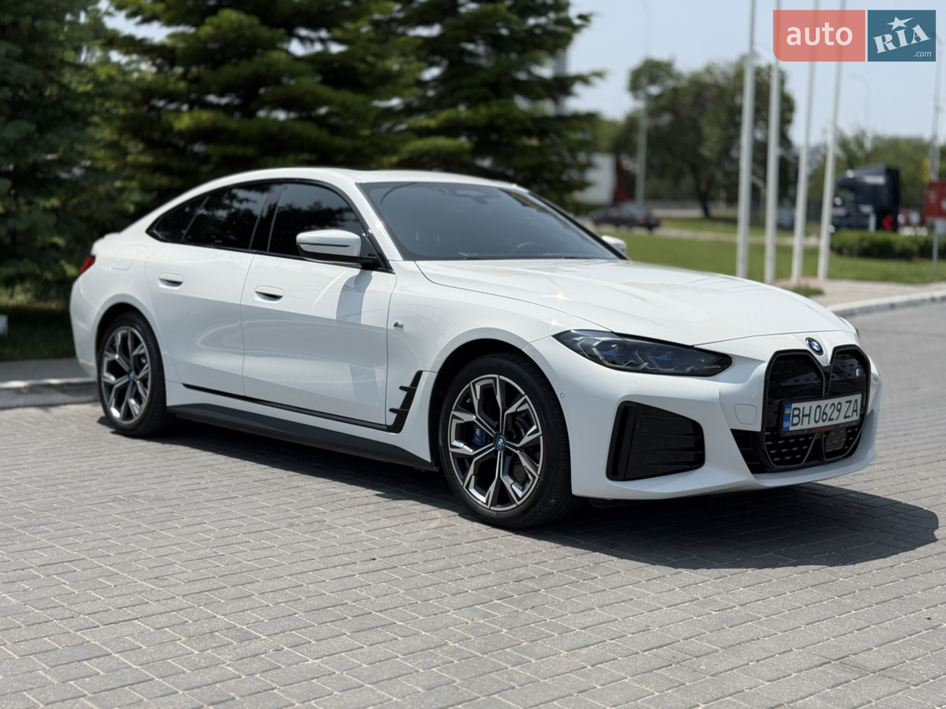2022 BMW i4 - мініатюра 9
