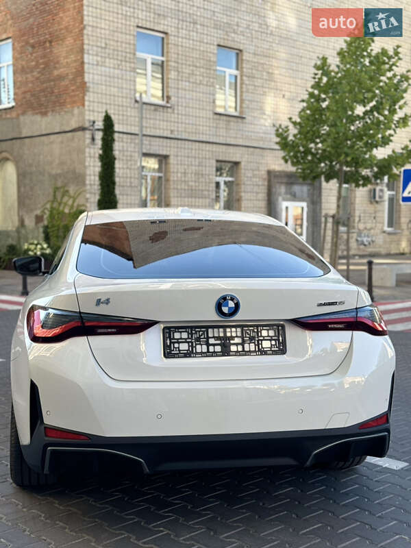 Купе BMW i4 2023 в Белой Церкви