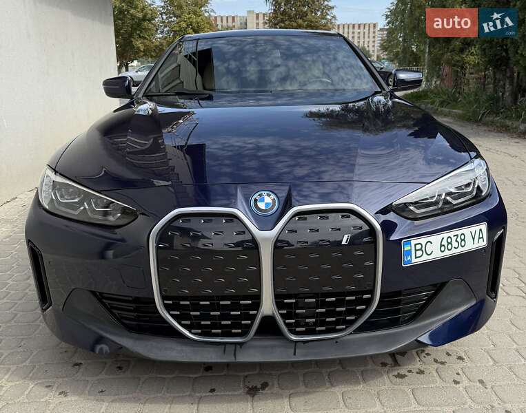 Купе BMW i4 2022 в Львове