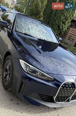 Купе BMW i4 2022 в Львове