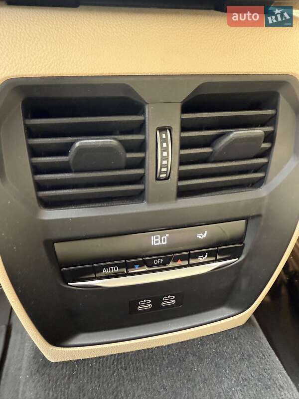 Купе BMW i4 2022 в Львове