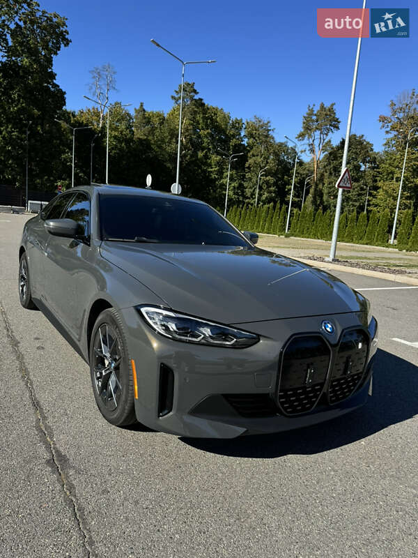 Купе BMW i4 2022 в Киеве