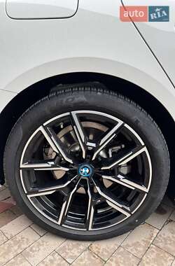 Купе BMW i4 2022 в 