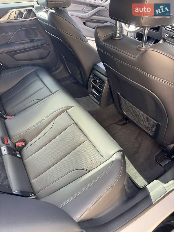 Купе BMW i4 2022 в Киеве фото 27 Купе BMW i4 2022 в Киеве