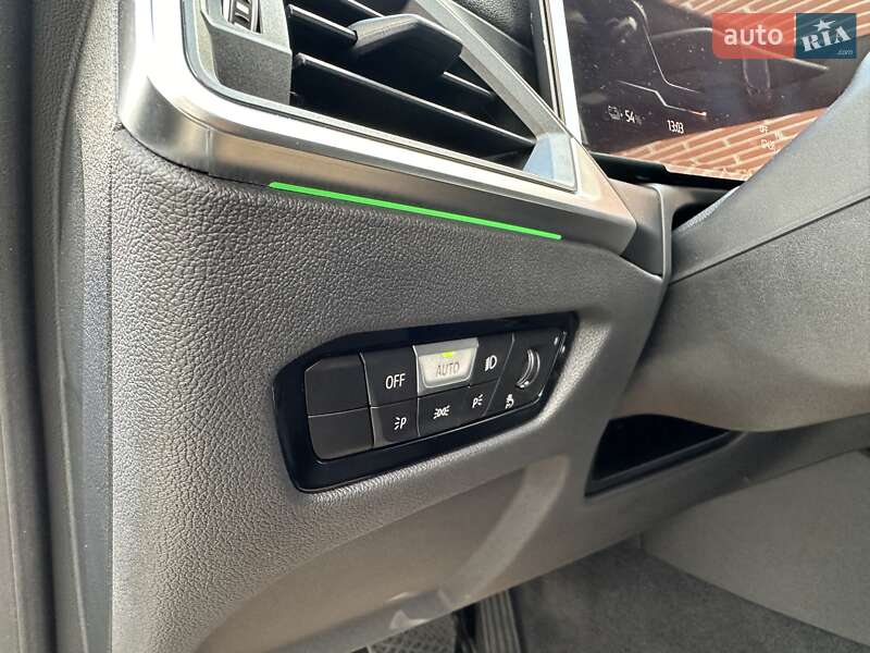 Купе BMW i4 2023 в Львові